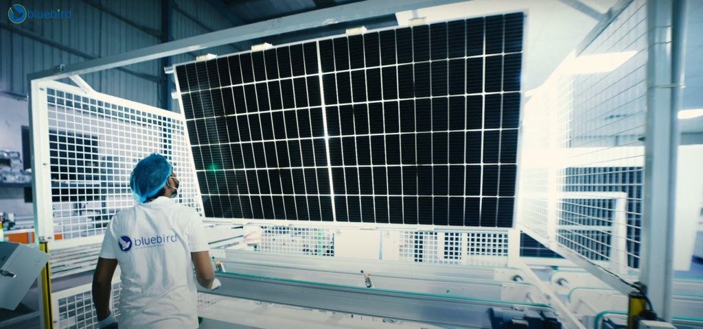Bluebird Solar ramping up panel capacity to 1.2 GW with Cliantech ...