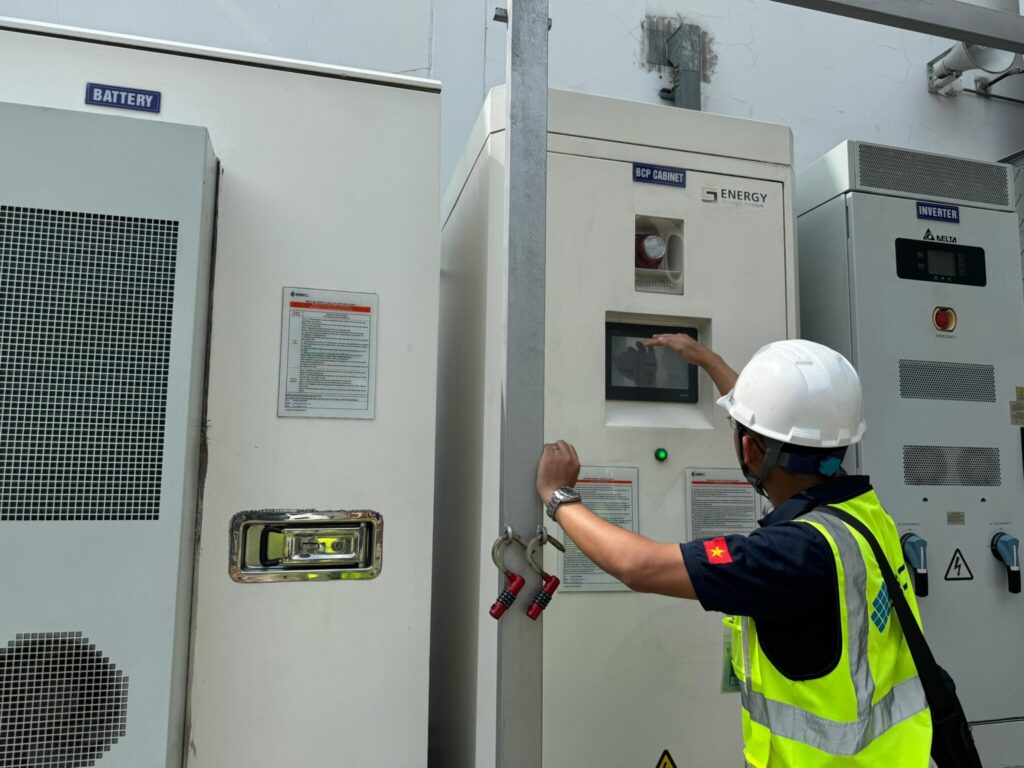 IndiGrid, IFC partner to build 180 MW/360 MWh battery storage project ...